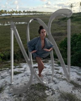 Bruna ⋆ Creative | Concept | Writer